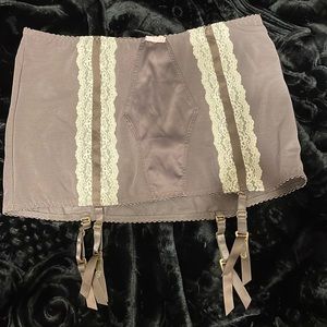 Victorias Secret pinup garter
